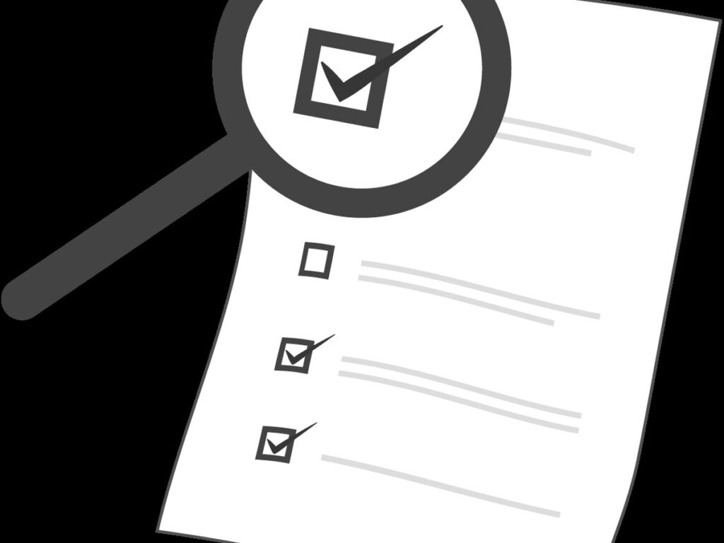Check List with Magnifying Glass (NIH BioArt 907 - 800252)